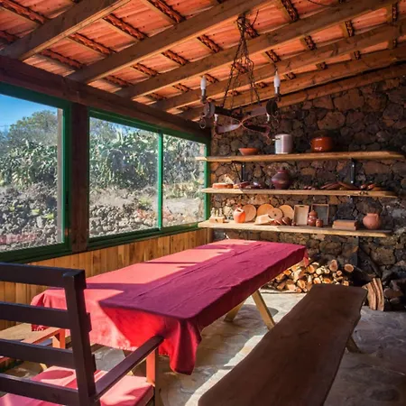 Acogedora Con Vistas Al Mar Y Bbq Isora